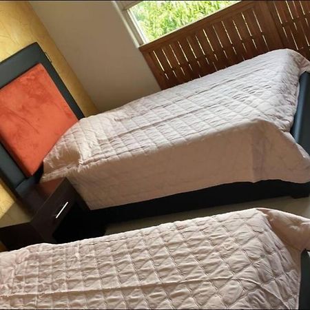 Lovely 3 Bedroom Condo With Pool Икстапа Экстерьер фото